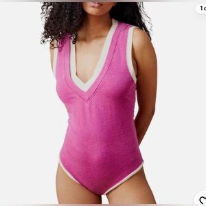 Free People Womens Magenta V-Neck Cozy Cool Girl Tank Bodysuit